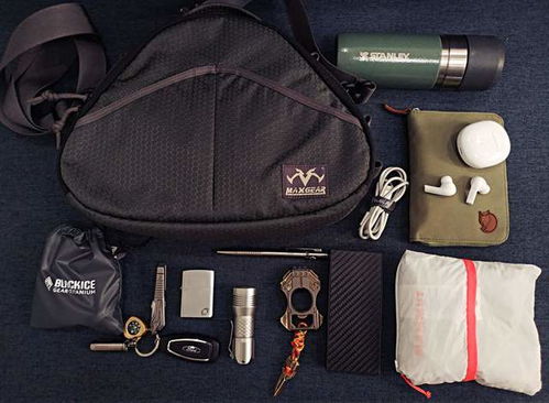 她們眼中的奇怪玩意，老少年們的心頭好